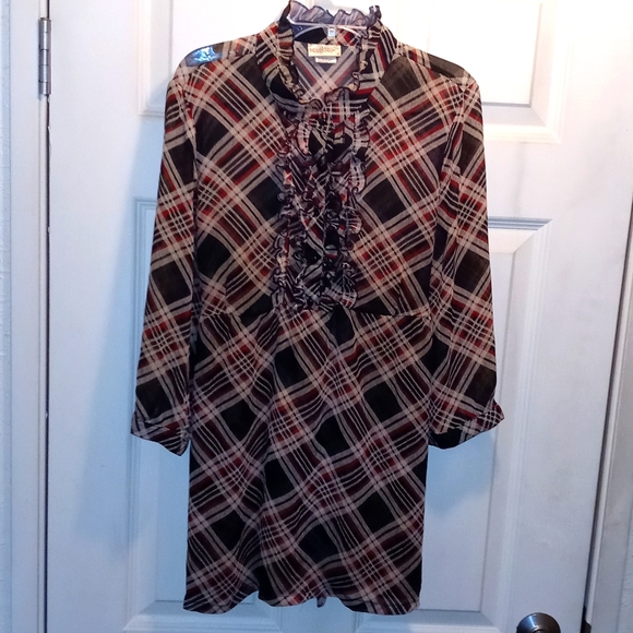 Buckle Tops - 🤩 the Buckle inspired by Burberry cheerprint ruffle shirt that ties in the back